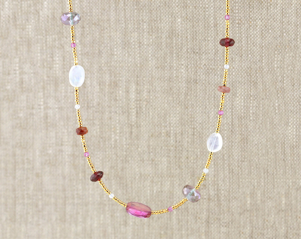 16" Mixed Stones Necklace, Pinks