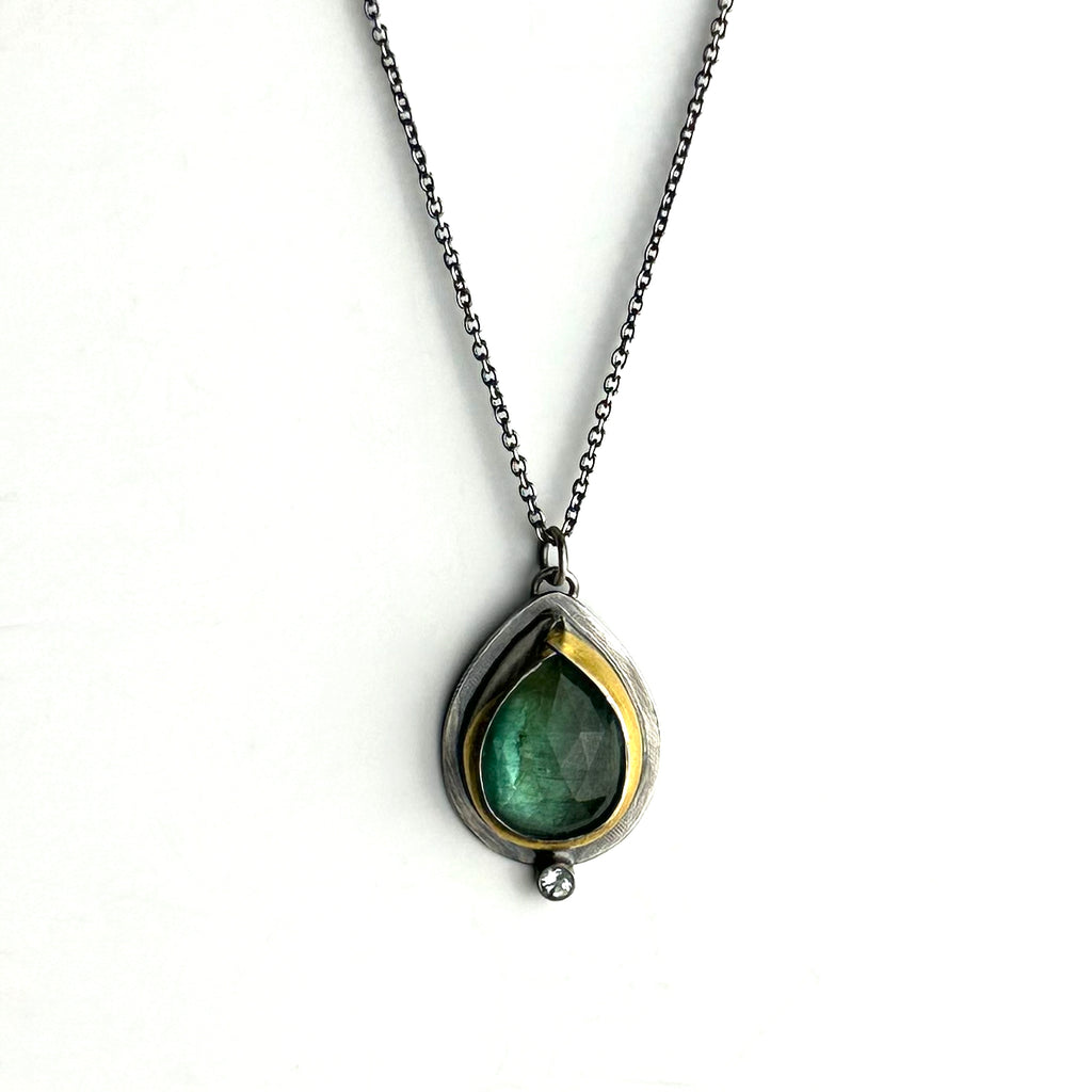 Bezeled Tear Drop Green Kyanite WH Topaz