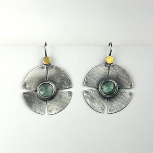 Notch Earrings With Kyanite