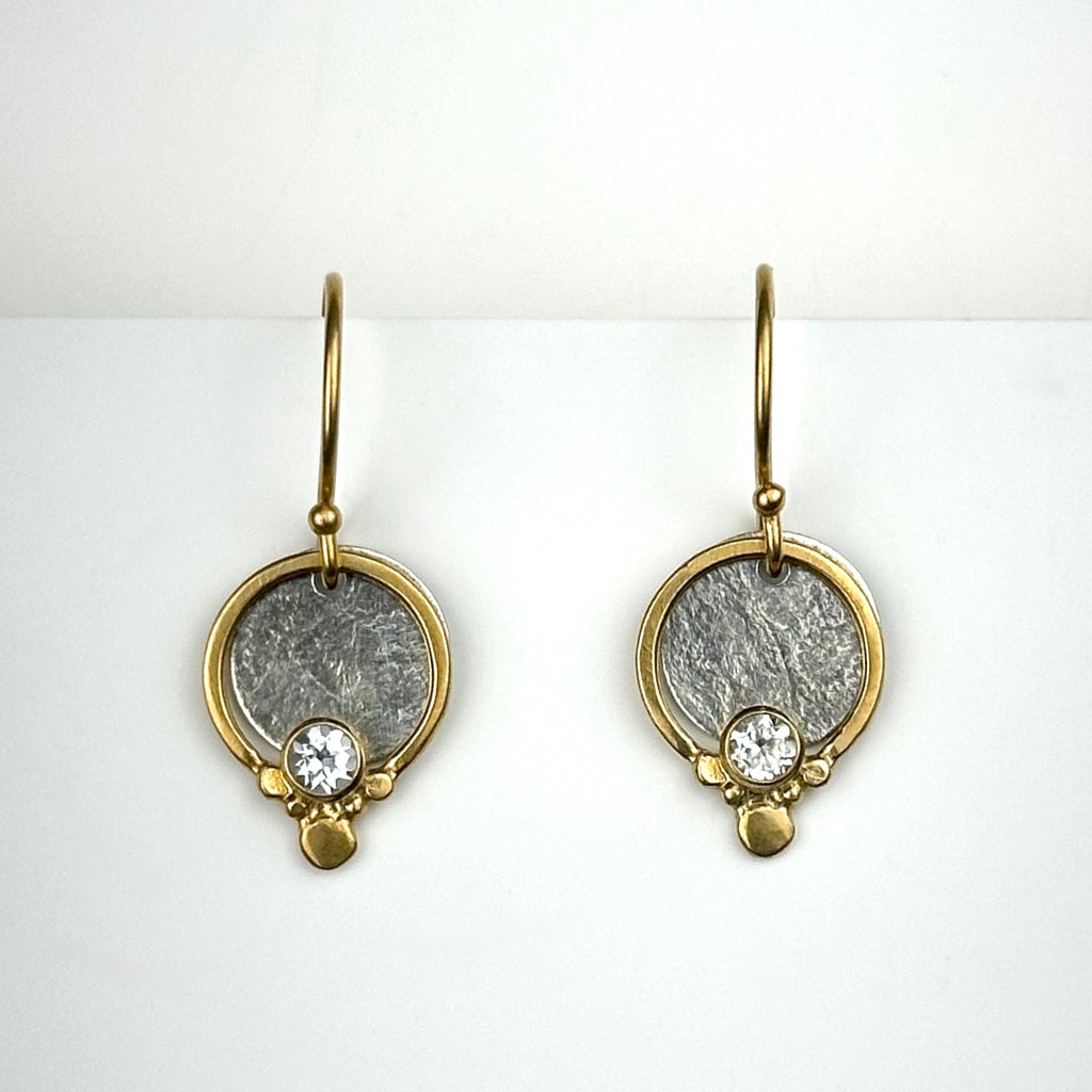 Mini Bud Earrings With White Topaz