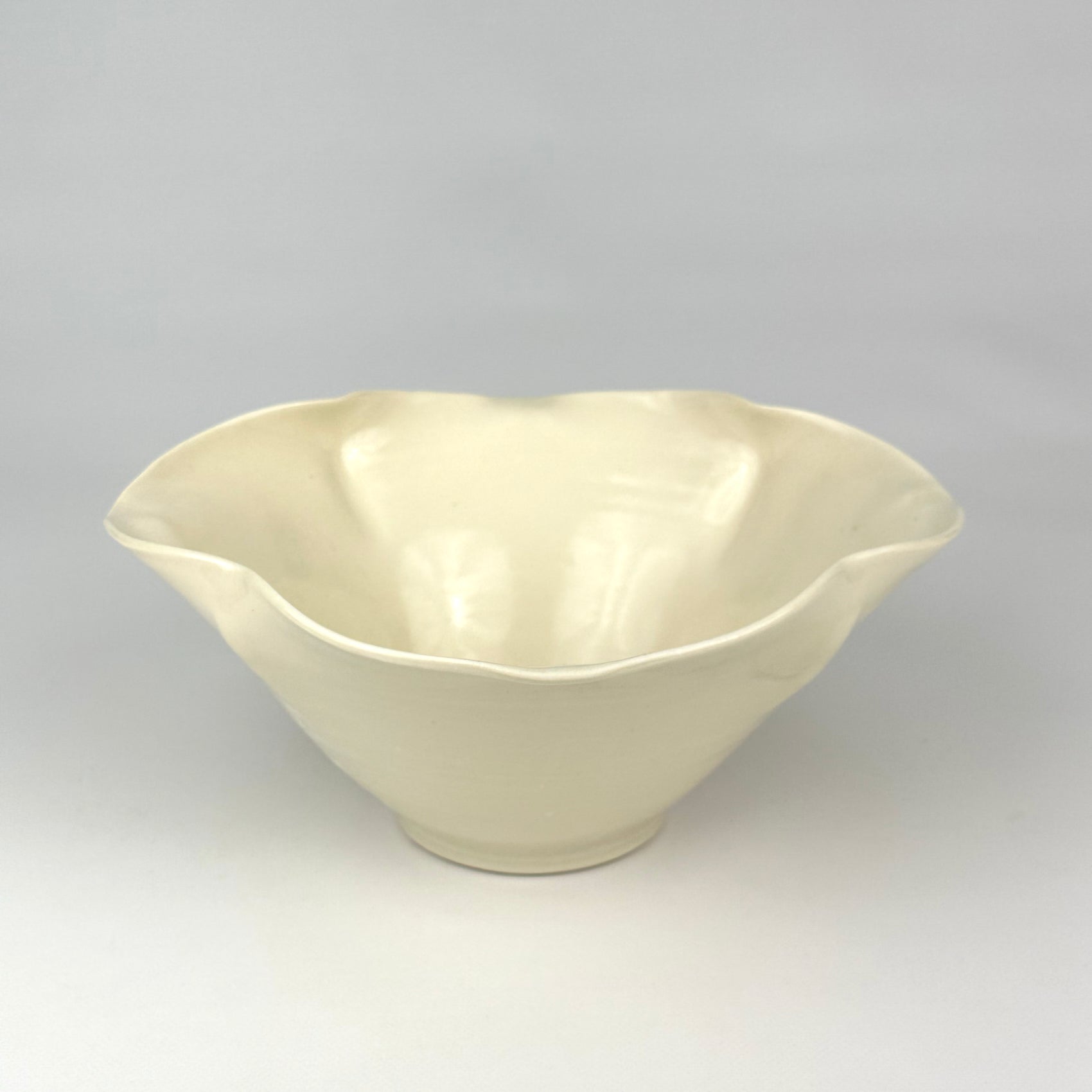 4 Lobe Bowl White, Medium