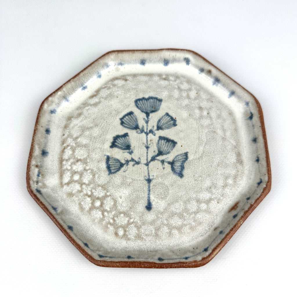 Medium Octagon Plate, Upright Wildflower