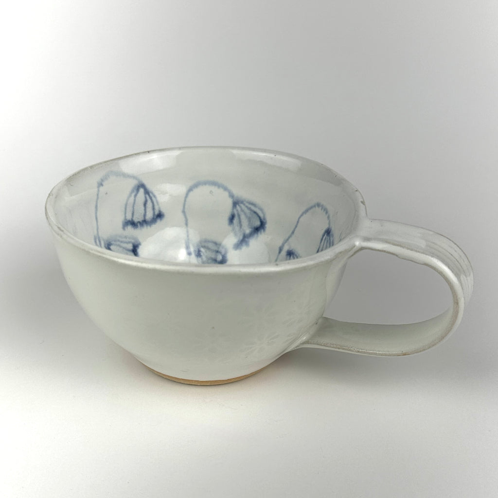 Cappuccino Cup with 6 Wild Flower Stems