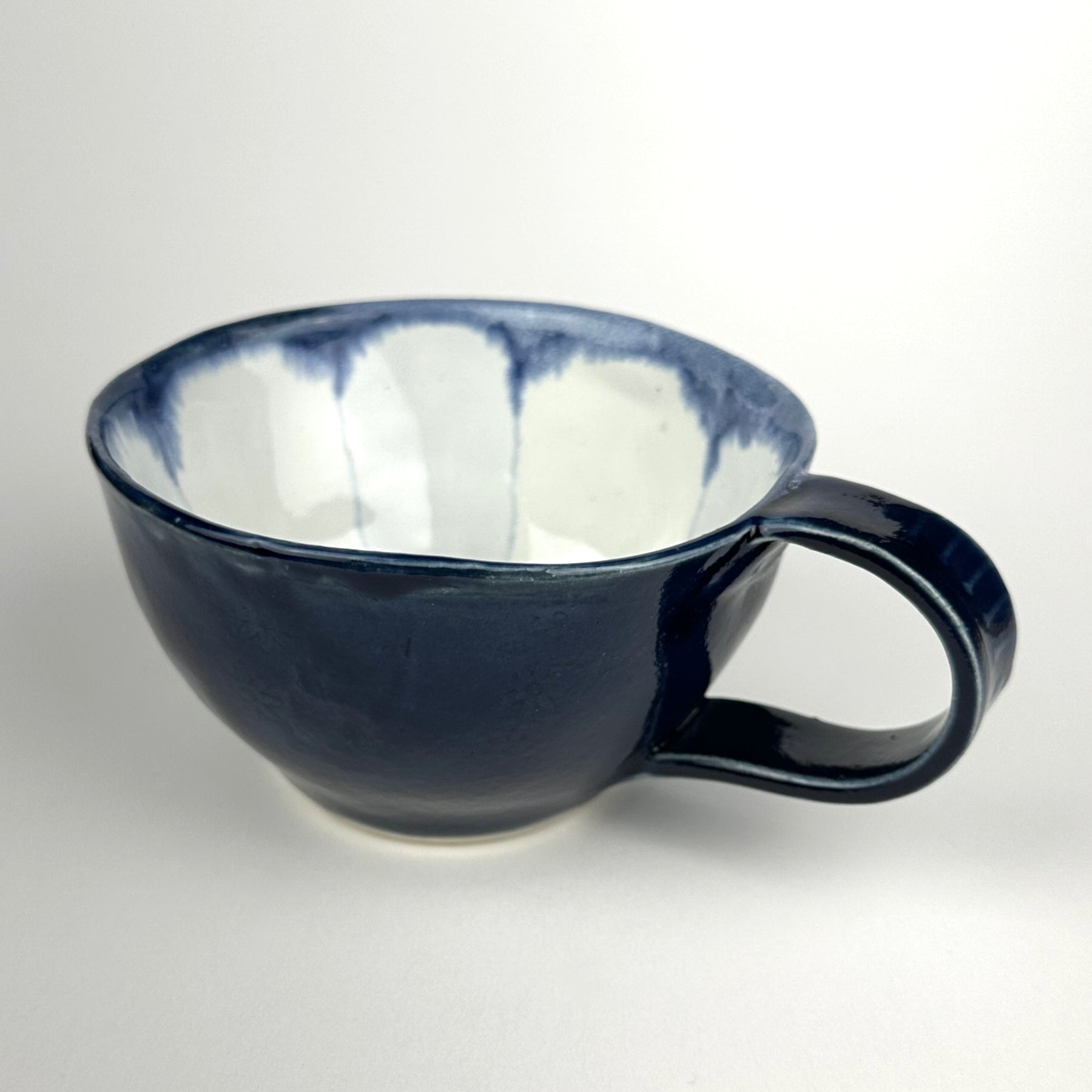 Cappuccino Cup With 1 Large Flower