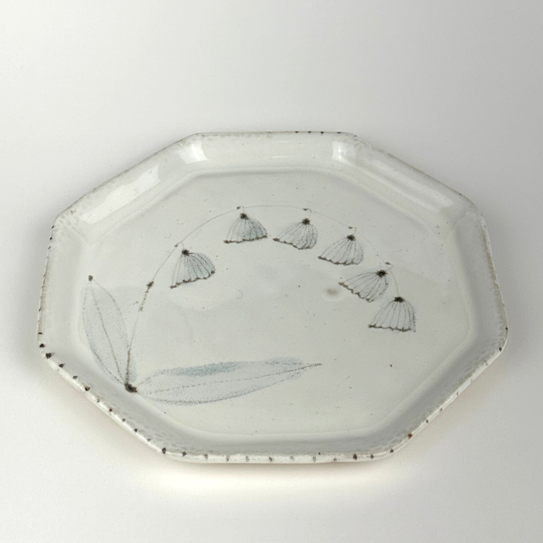 Medium Octagon With 6 Flowers