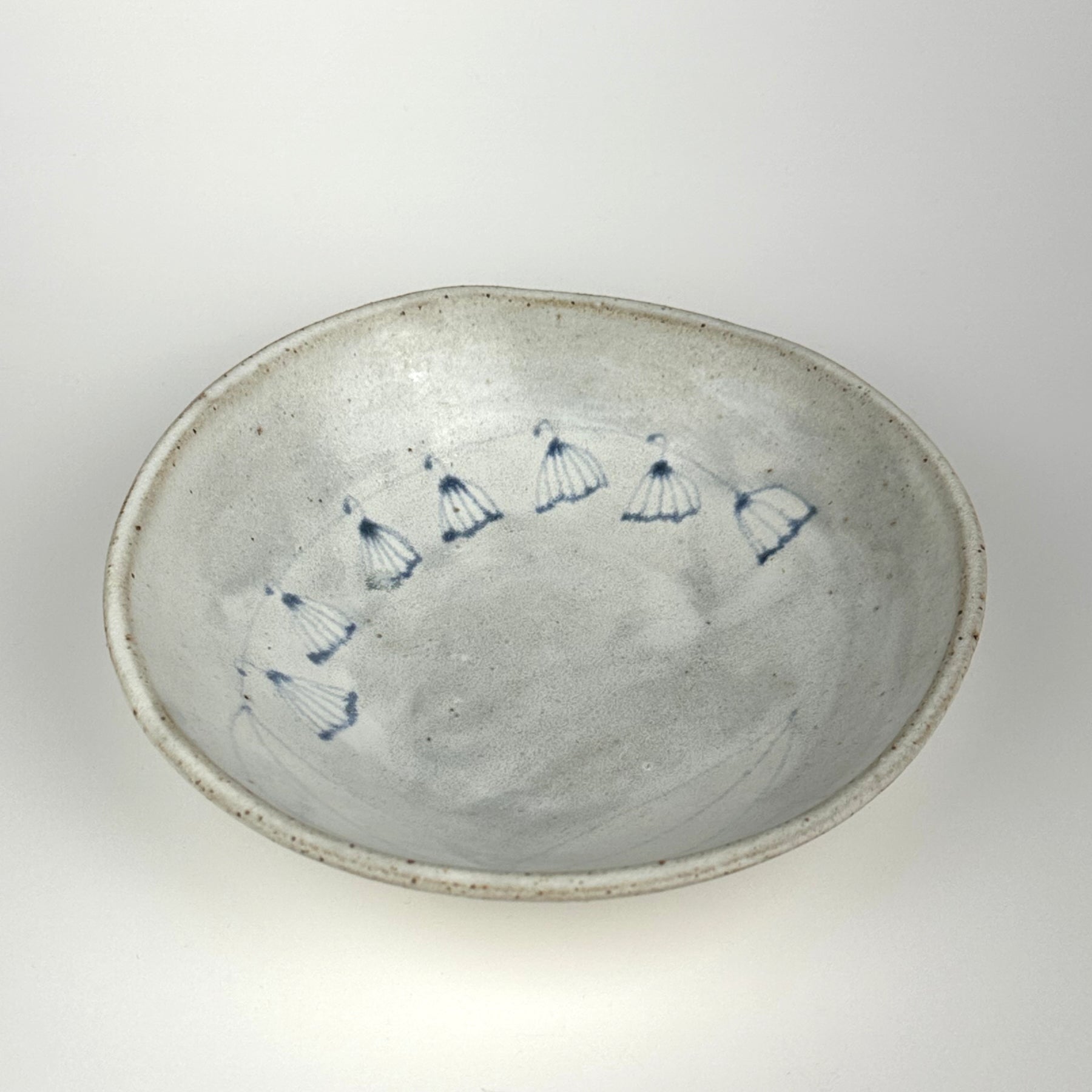 Shallow Bowl with Single Flower