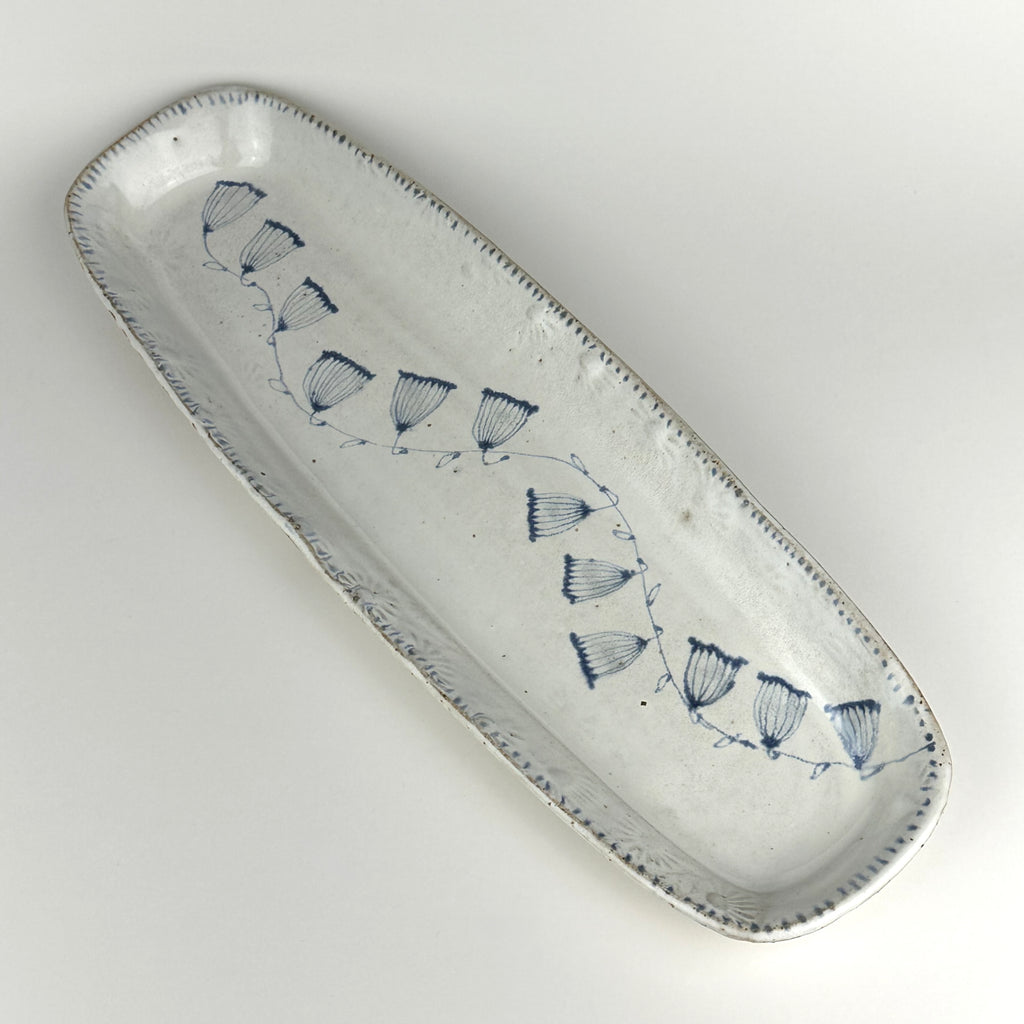 Long Oval Tray Single Strand of Flowers