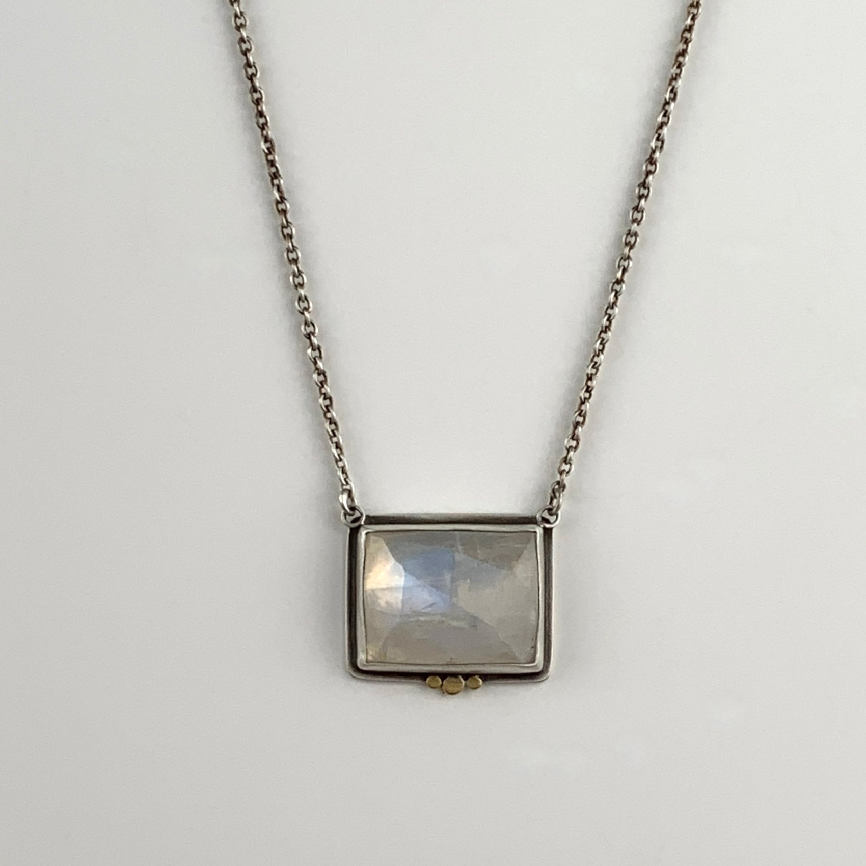 Rosecut Rectangle Moonstone Necklace